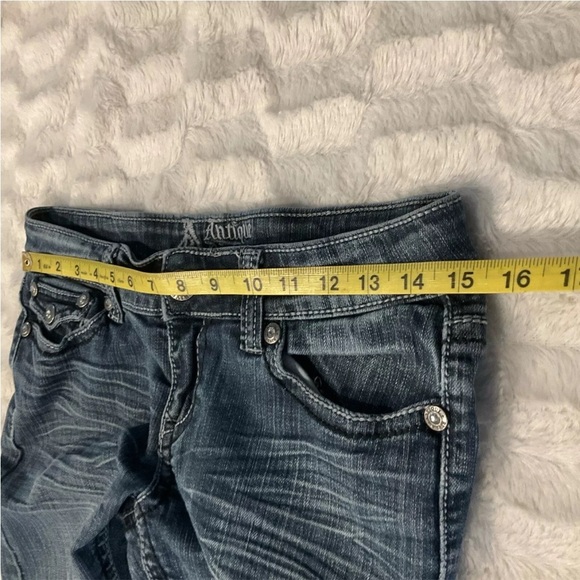 Antique Rivet Women’s Raw Hem Embellished Jeans Size 28 - Picture 14 of 15